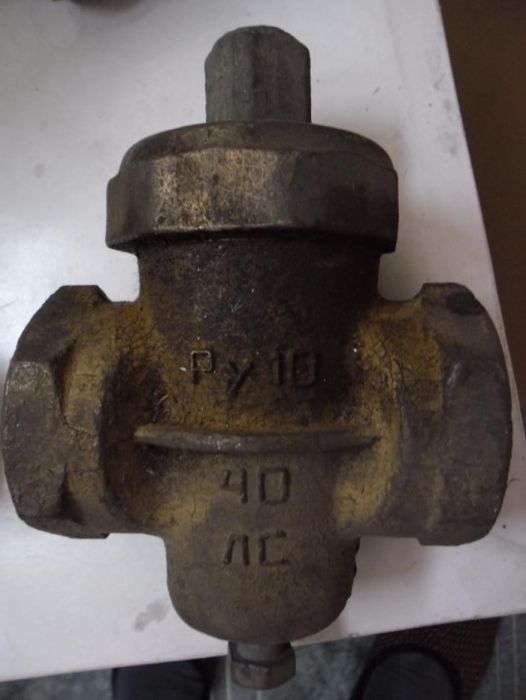 Кран пробковый латунный Ду40 Ру10 СССР вес 2.45 Кг