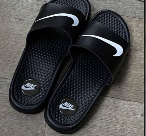 Мужские спортивные шлепки шлепанцы найк nike