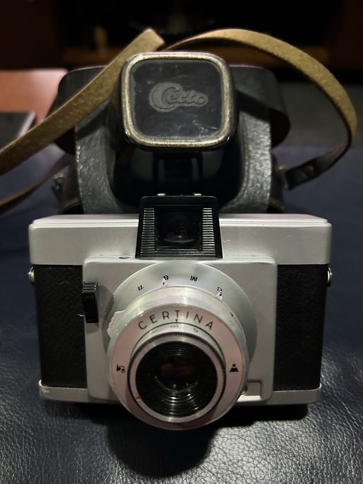 Maquina fotográfica antiga Certina