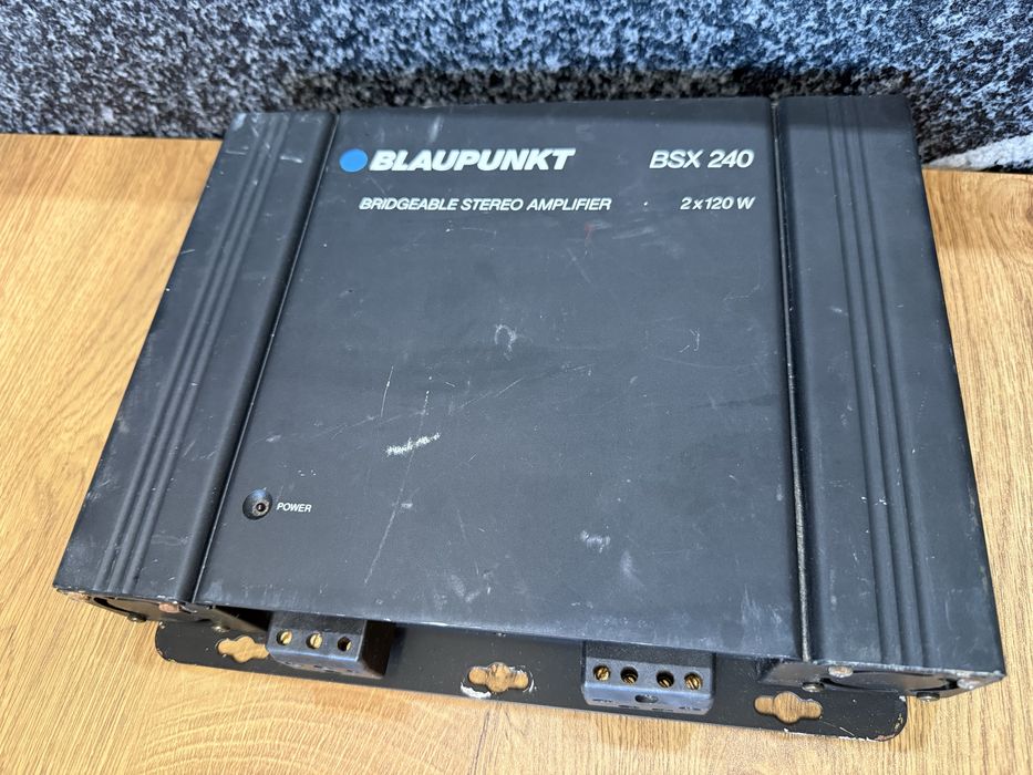 Wzmacniacz samochodowy Blaupunkt BSX 240 vintage car audio 2x120W