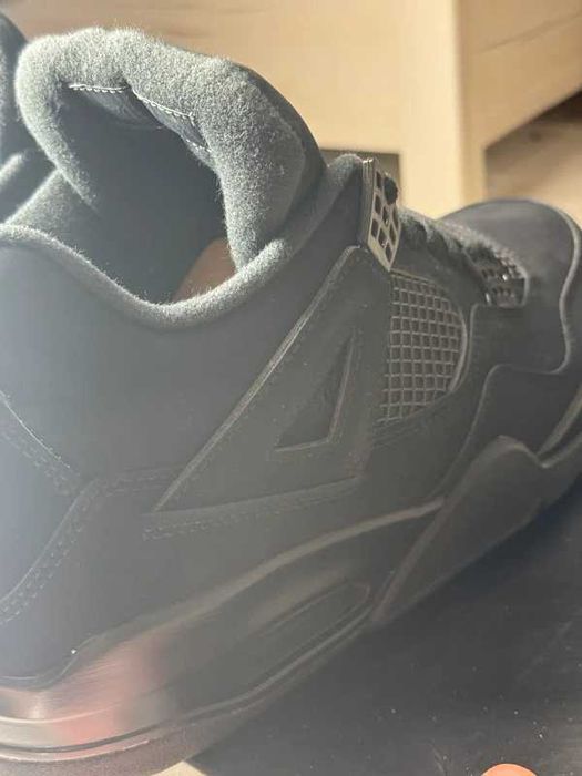 Jordan_4_Retro_Black_Cat Rozmiar 40