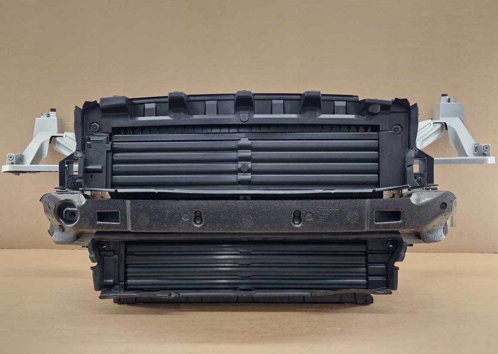 Панель передня Volvo C40 Recharge вентилятор разборка