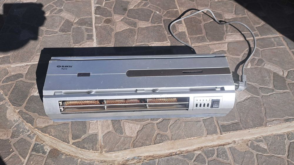 Керамический тепловентилятор,тепловая завеса ELEKTA EAH-1002 Япония 2000Ватт