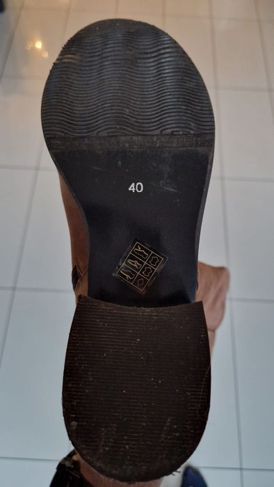 Kozaki skórzane kamelowe