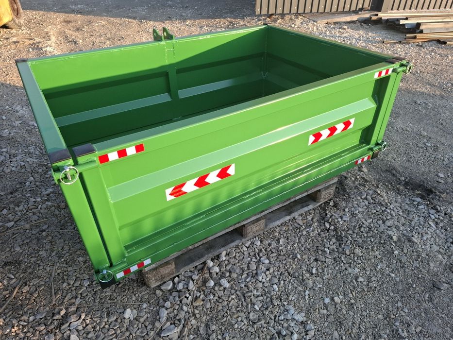 Na tylni TUZ skrzynia transportowa do ciągnika