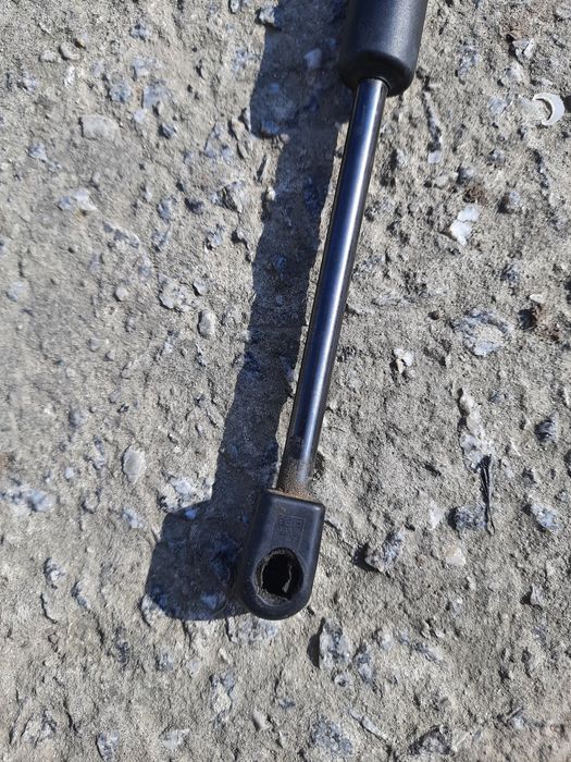 Оригинал газовый упор капота правый левый kia sorento III UM 2016 17 +