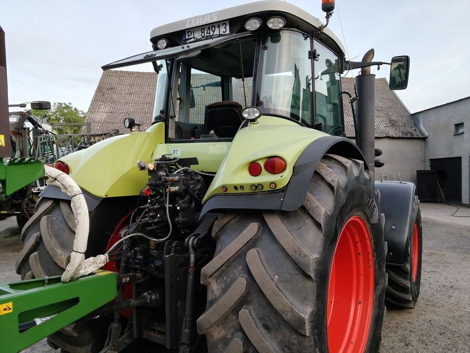 Ciągnik Claas Axion 850 pneumatyka