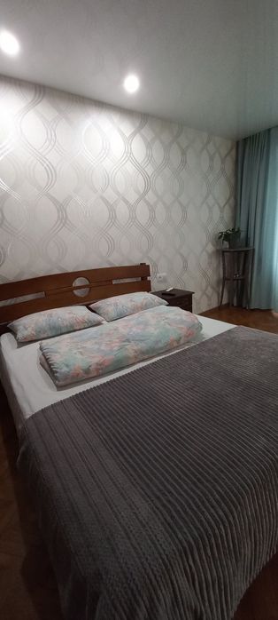 Погодинно подобово  центр пр Перемоги ,Левка Лук,яненка,тц Голівуд,шпиталь,цум
