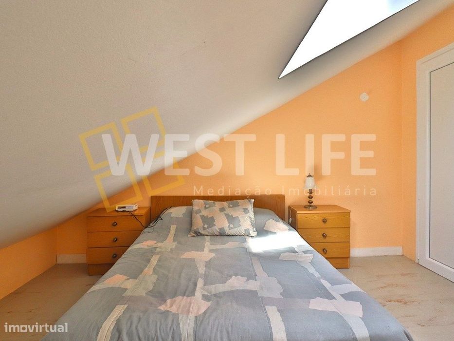 Apartamento T2+1 Totalmente Remodelado com VISTA MAR - a apenas 3 m...