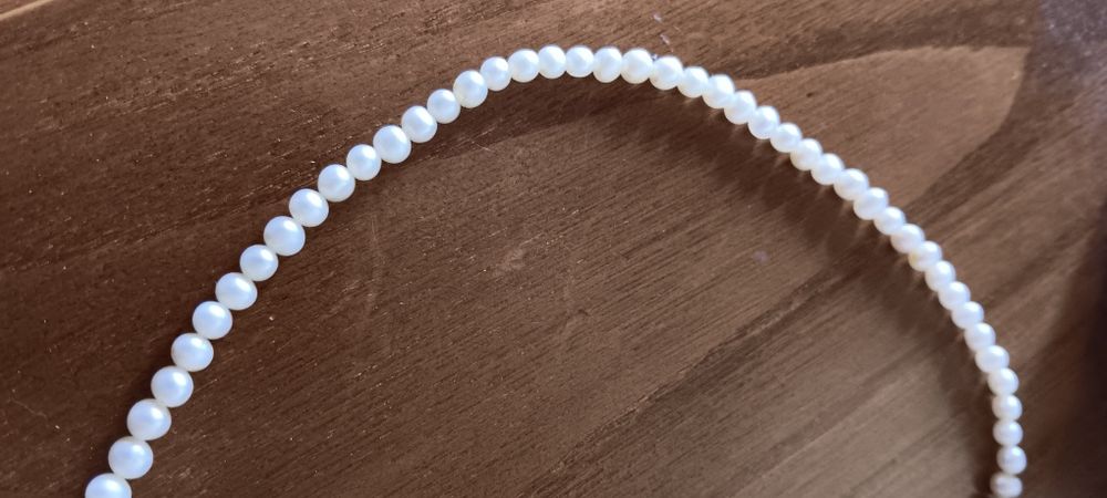 Conjunto  colar e brincos   em perolas de água doce (noivas )