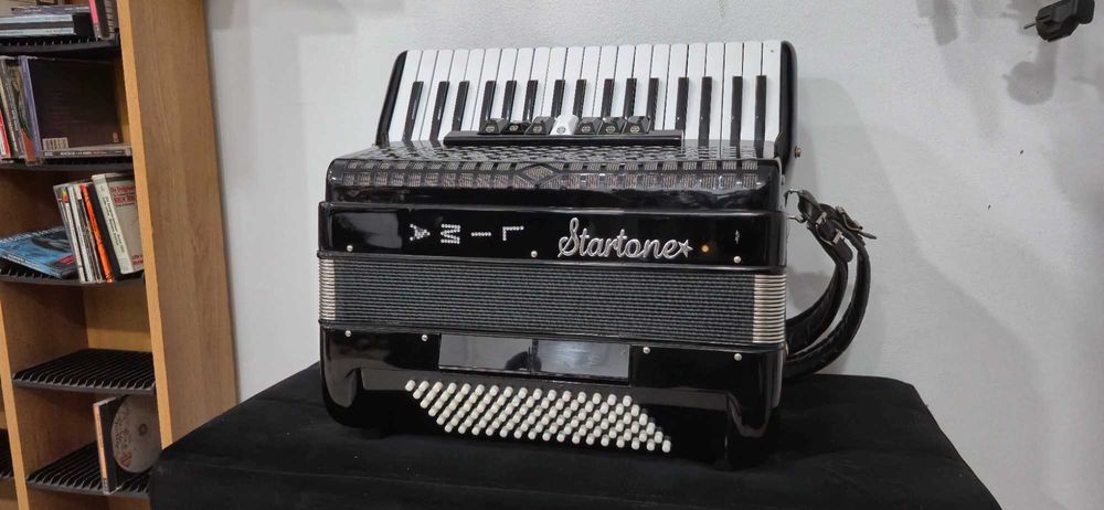 Acordeão Startone 96 Baixos
