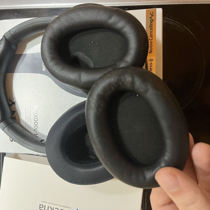Sluchawki Sony WH1000 XM4 + nakladki chłodzące
