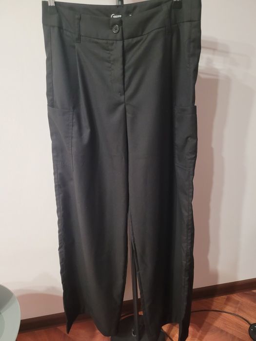 Жіночі Брюки cropp