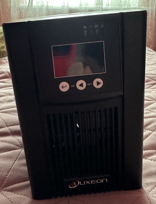 Продам ДБЖ Luxeon UPS-2000LE
