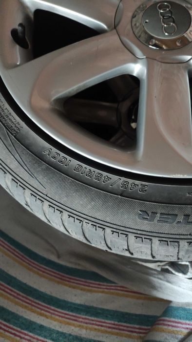 audi a6c6  alufelgi 18" z oponami