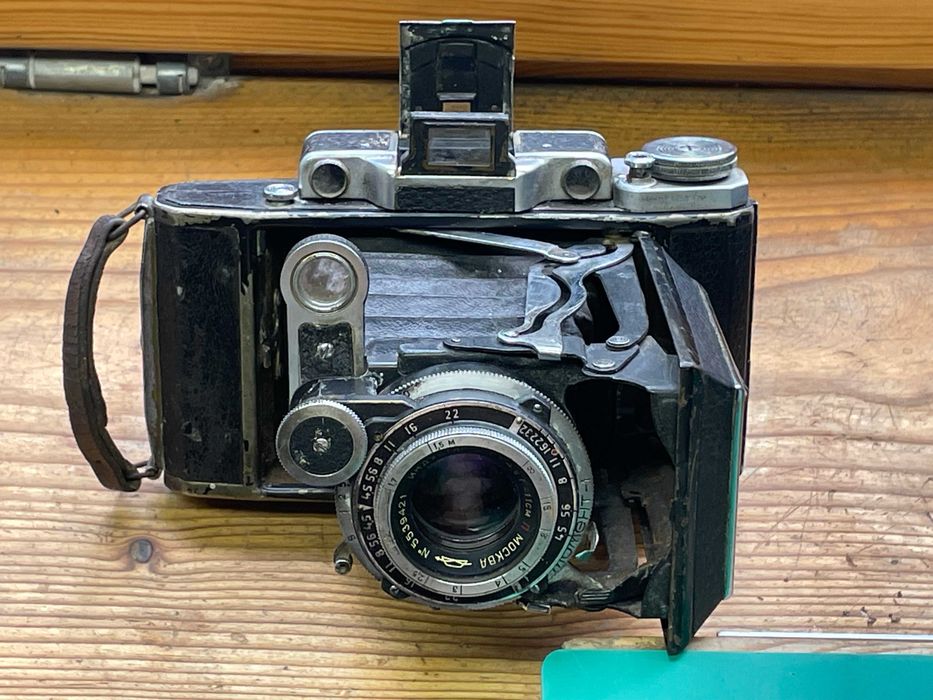 MOCKBA-2 Плівковий Фотоапарат 6х9 см Об'єктив Індустар-23 КМЗ 1955 рік