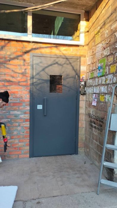Двері в підʼїзд під ключ.Двері в під’їзд з кодовим замком.Виготовлення