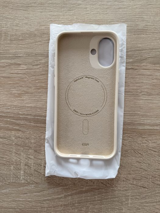 ESR Silicone Case/ Etui iPhone 16 Plus - Light Tan (beżowy) z MagSafe