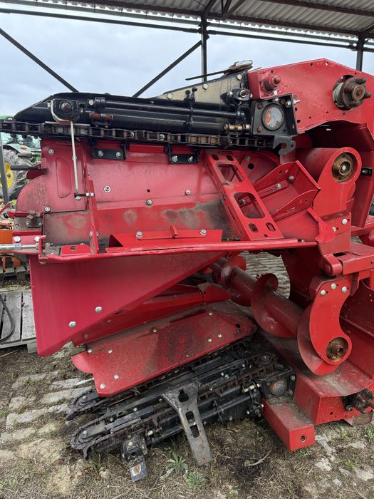 Przystawka do kukurydzy 8 rzędowa Olimac Drago New Holland