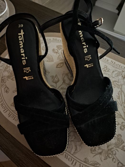 Buty Sandały Tamaris 39
