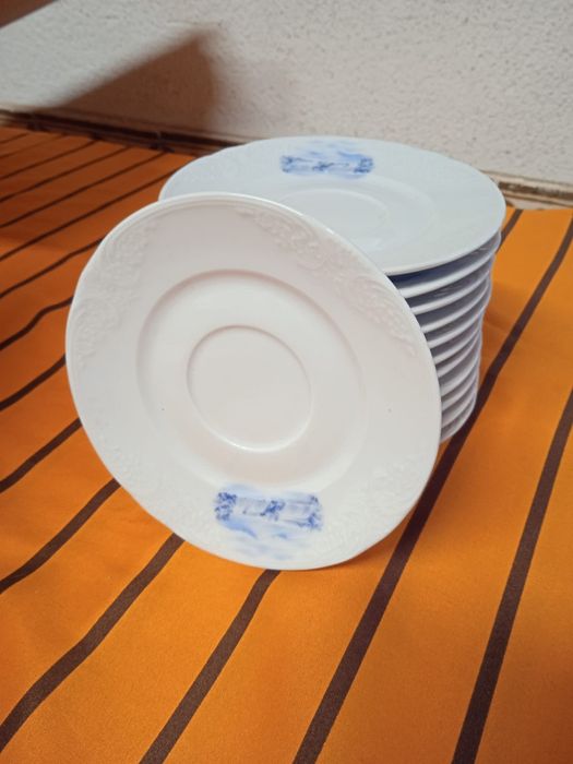 Serviço  de cafe por estrear