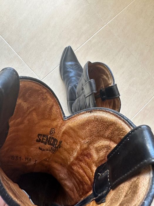 Botas Sendra 42 em bom estado!