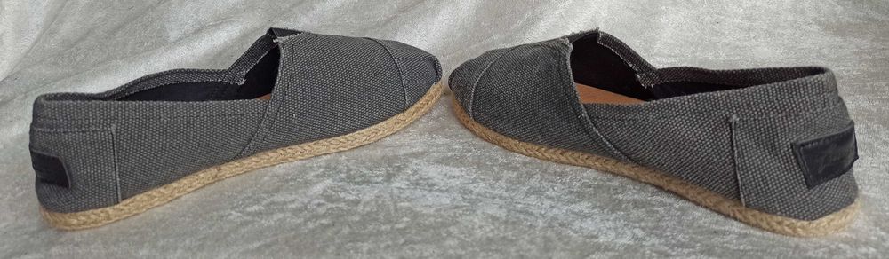 NOWE lekkie szare wsuwane espadryle LATINN, rozm. 37 / 23 cm