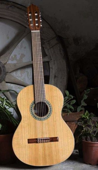 PACO CASTILLO 201 MATE guitarra classica