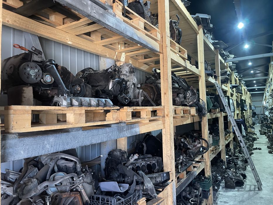 Разборка VolksWagen Transporter 4. АвтоЗапчасти транспортер Т4, Т5 б/у