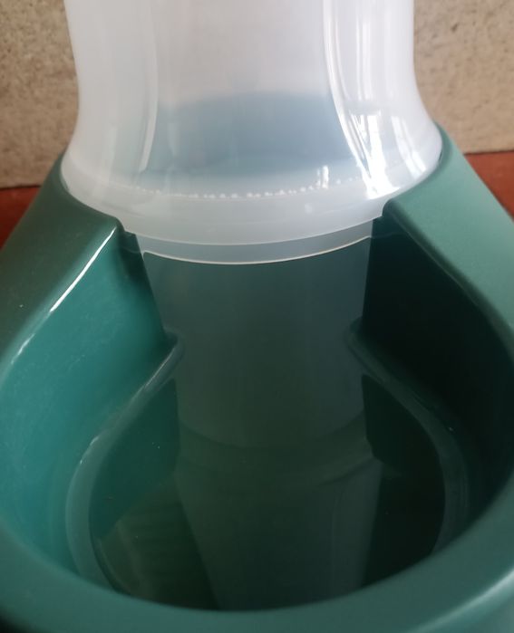 Bebedouro ou comedouro