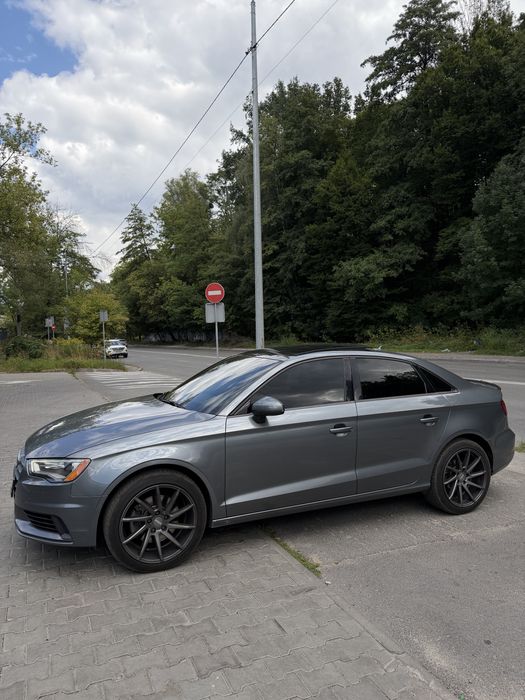 Audi A3 2015 premium quattro