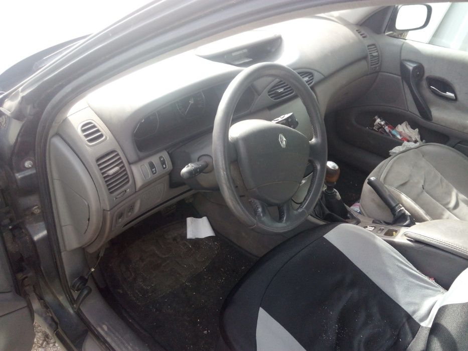 Renault Laguna 1.9 DCI para vender às peças