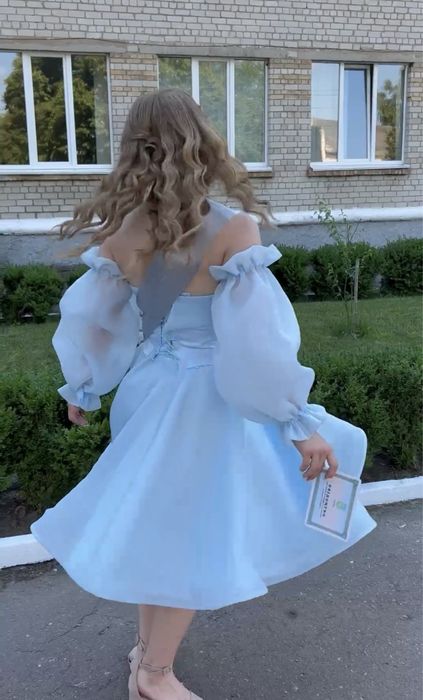 Випускна  сукня.
