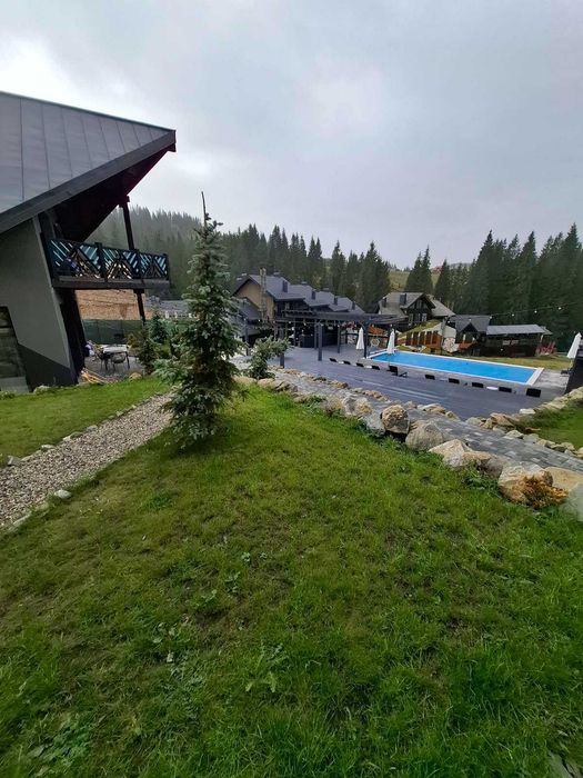 Продаю сучасний котеджний комплекс в серці Карпат! Працюючий бізнес.