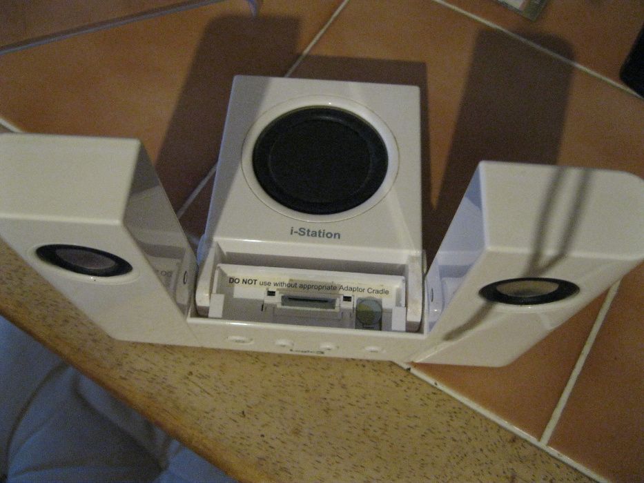 Stacja dokująca do mp3 i telefonu