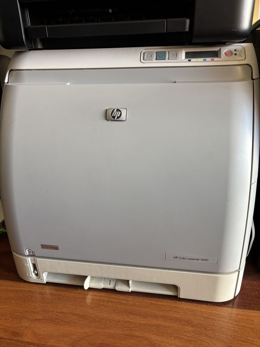 Impressora HP Color LaserJet 1600