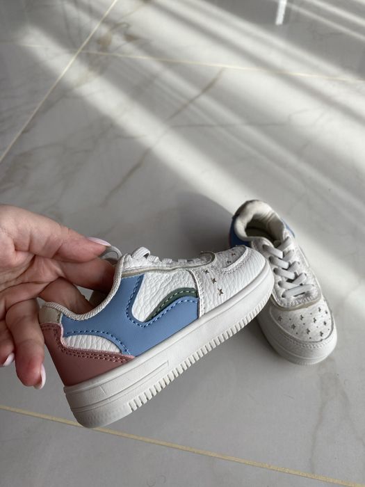 Дитячі кросівки (14,5 см)