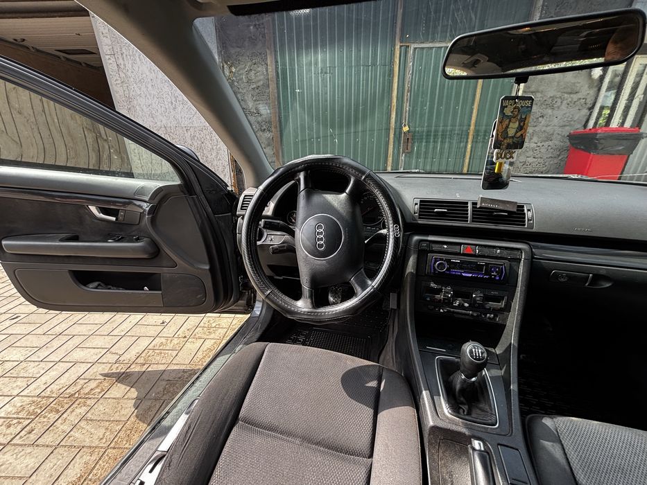 Audi a4 2001 рік