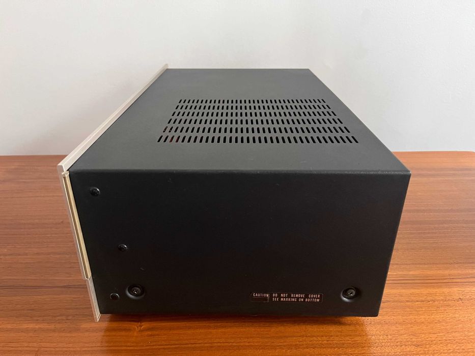 Amplificador Marantz PM 400 Anos 80