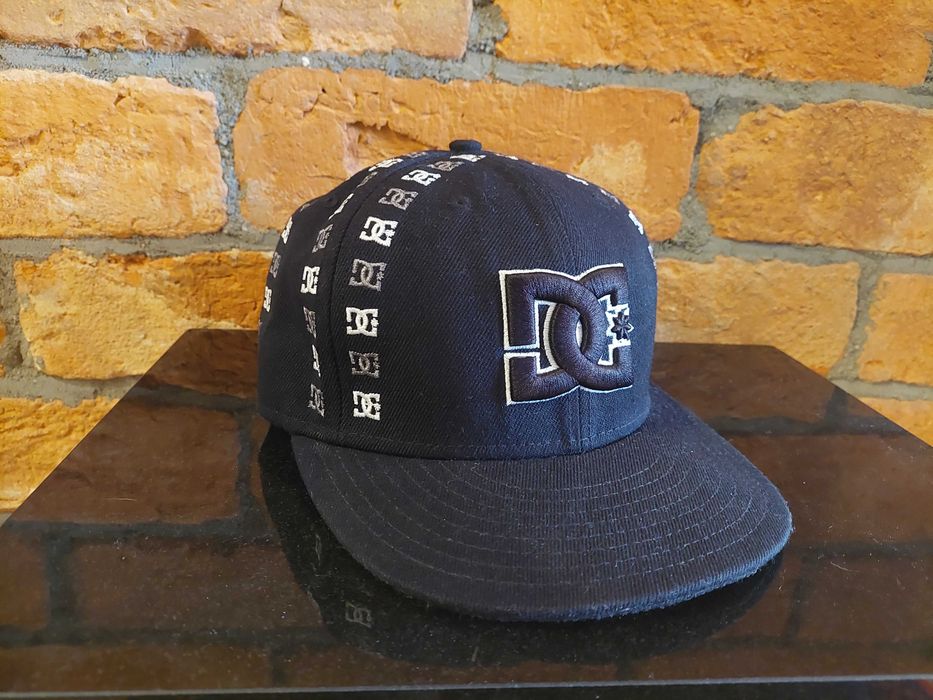 Czapka z daszkiem DC Shoe Co USA 57CM 7 1/8 Fullcap Full Cap jak Nowa
