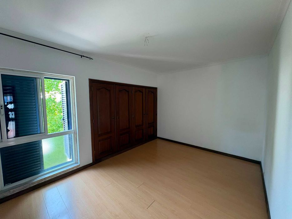Arrenda-se, Apartamento 4 assoalhadas, Portais da Arrábida
