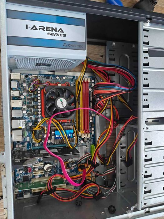 Міні корпус, великий корпус