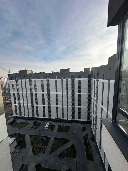 Продається простора 2-кімнатна квартира в ЖК «Козацький»