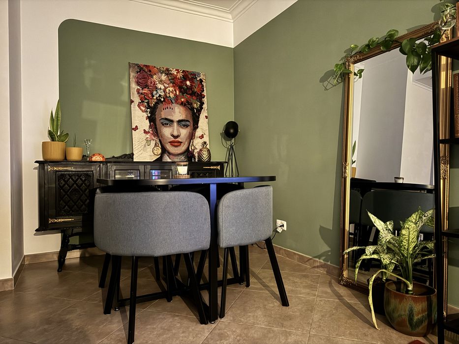 Conjunto mesa com cadeiras