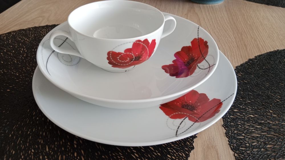 Serwis obiadowy na 6 osób talerze porcelana Chodzież Rita maki zastawa