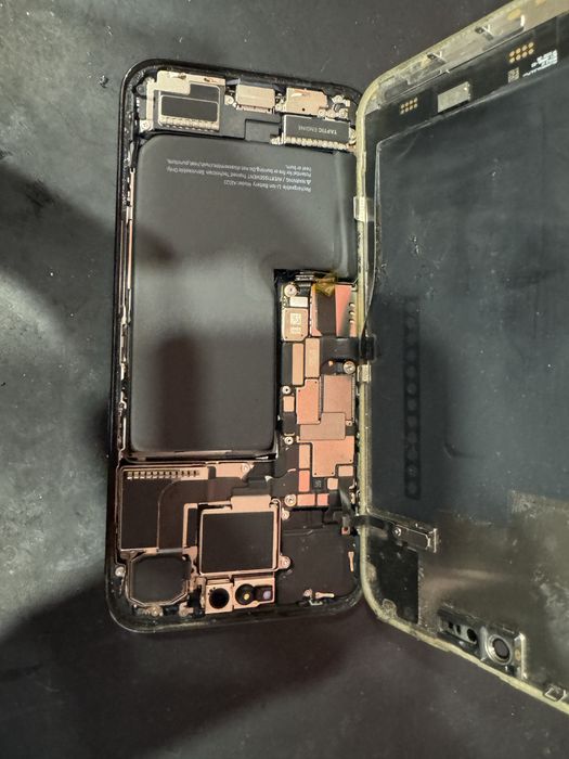 запчатсини до iphone 15 pro