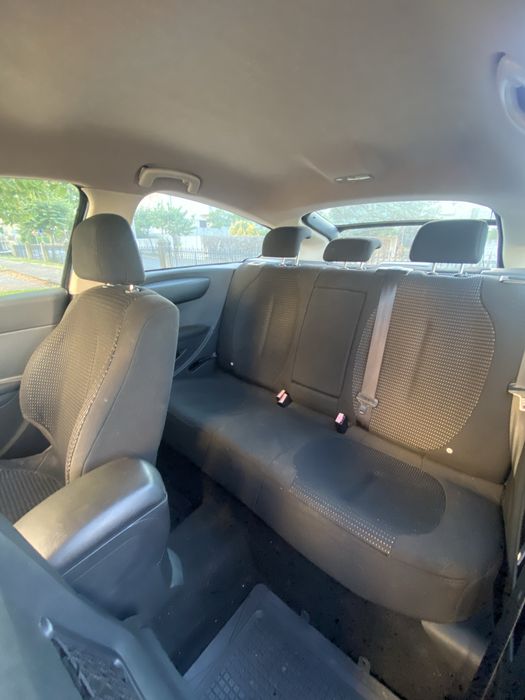 Citroen c4 1.4 coupe APENAS 100 000KM