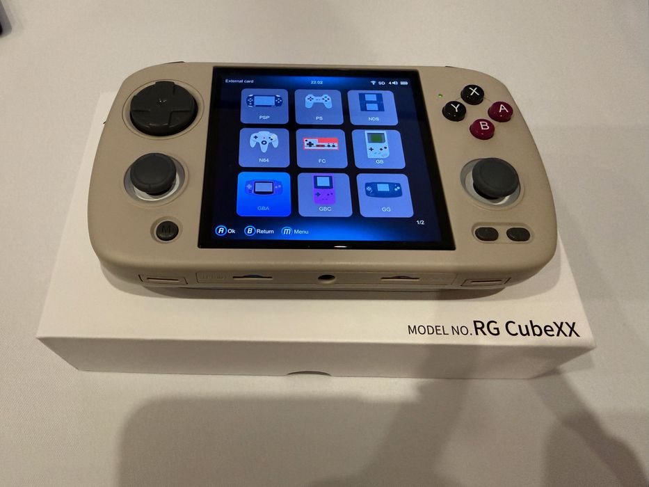 Consola retro Anbernic RG Cube XX