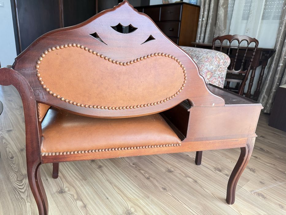 Mesa telefone antiga