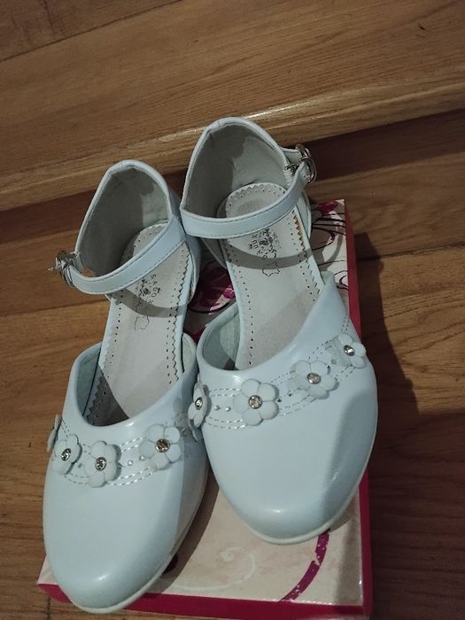 Buty białe komunijne nr.36